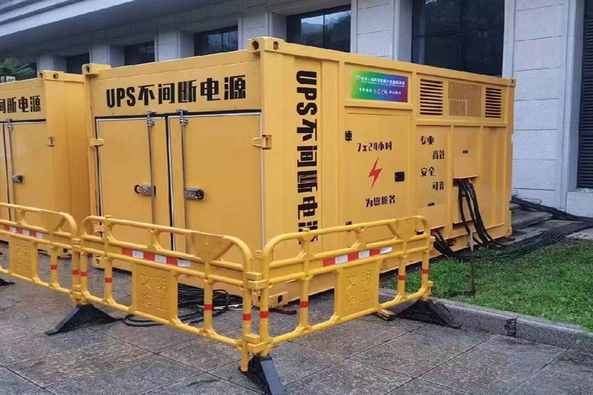 内黄发电机租赁施工现场
